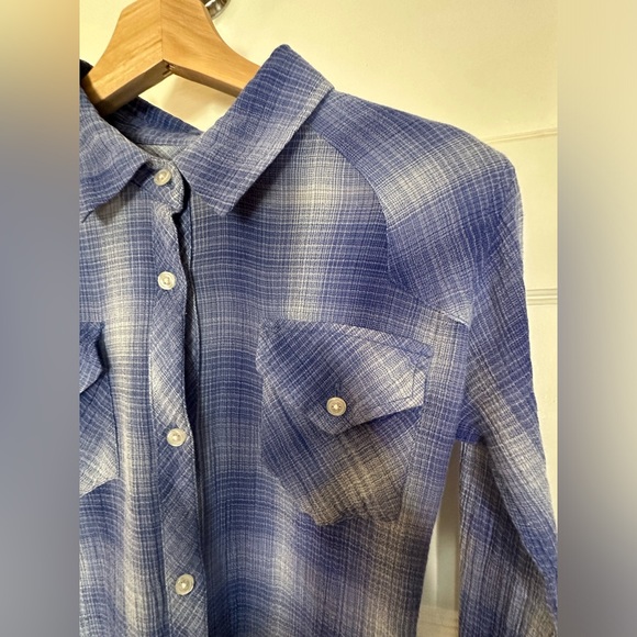 RAILS Blue Cotton Gauze Button Down Top - Picture 10 of 16